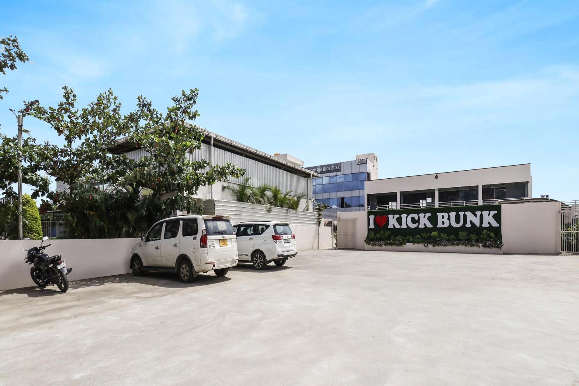 Spot On Kick Bunk Hotel Kammasandra Luaran gambar